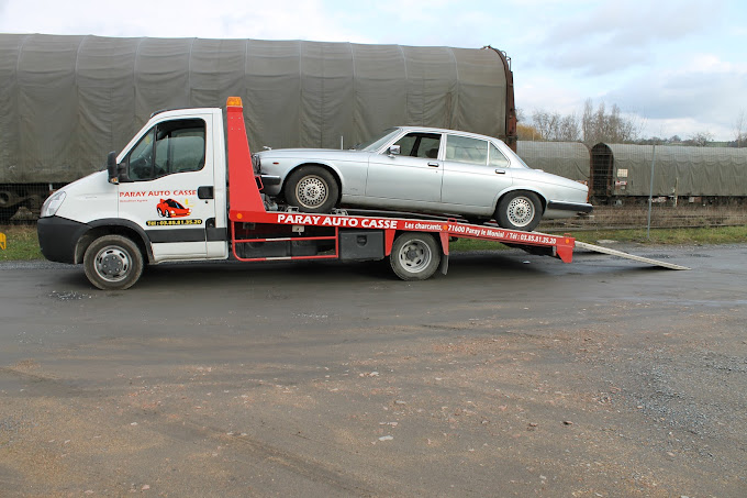 Aperçu des activités de la casse automobile PARAY AUTO CASSE située à PARAY-LE-MONIAL (71600)